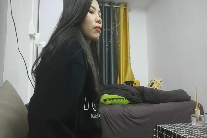 极品良家御姐深夜来相会 D罩杯大胸好生诱人 乳交调情口交玩得开